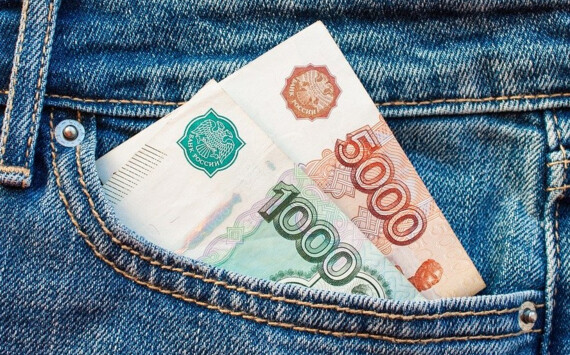 Моор повысил зарплату мэру Тюмени
