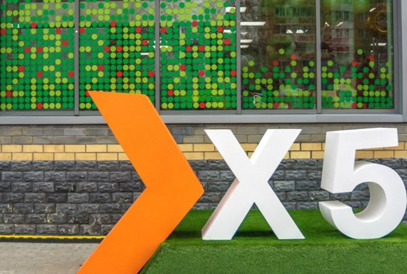 X5 и «Курьер Сервис Экспресс» заключили соглашение о стратегическом партнёрстве