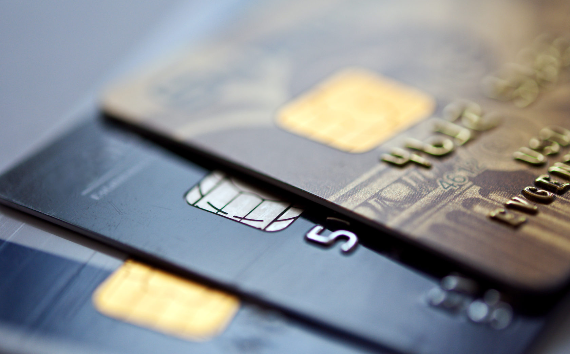 Кредитных карт у тюменцев в этом году стало больше на 38%