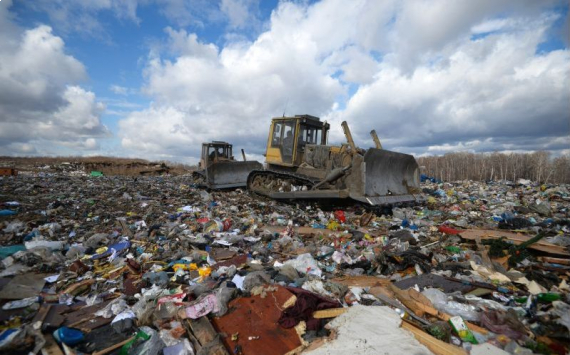 В Тюменской области на официальные свалки вывозится уже на треть больше мусора